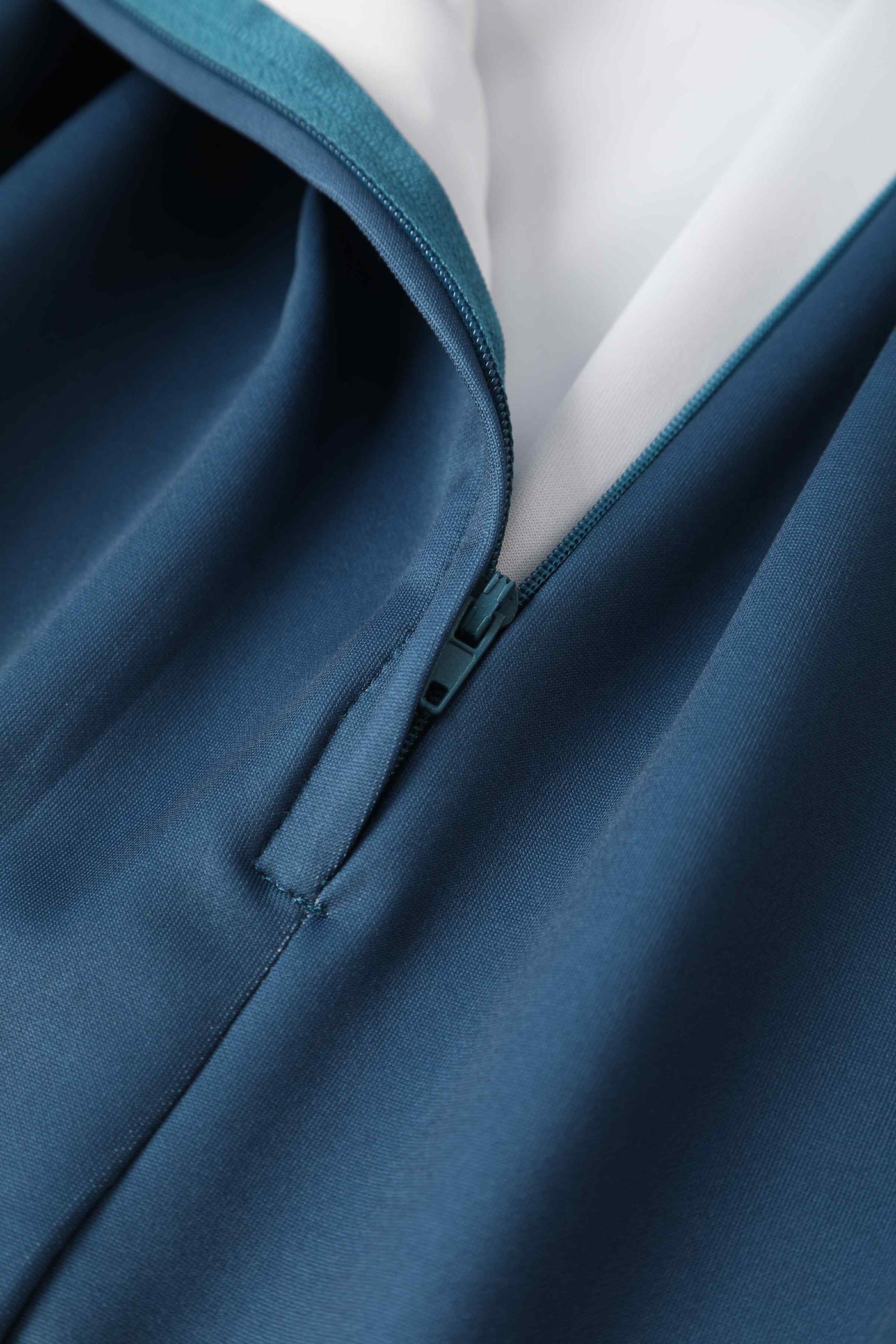 PRE-ORDER Carolyn Cotton Box Pleat Skirt - Blue & Sea Horse