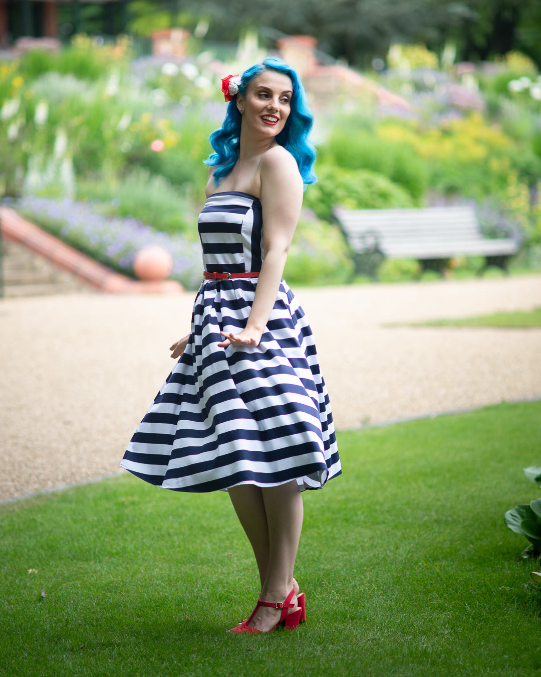 Lana Retro Stripe Strapless Cocktail Swing Dress in Navy Blue/White