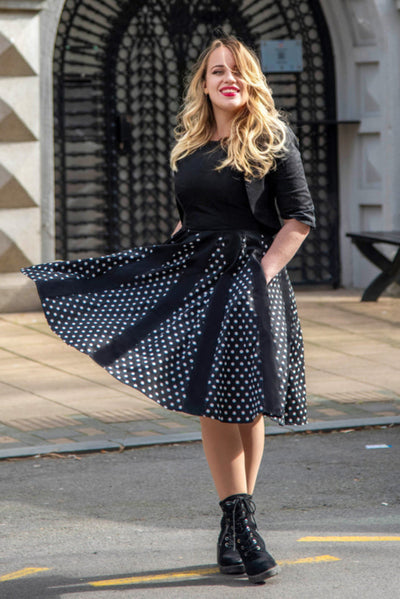 Judith Cotton Retro Pleated Dress in Black Polka Dots