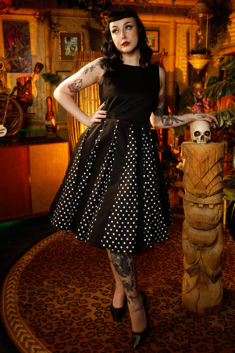 Judith Cotton Retro Pleated Dress in Black Polka Dots