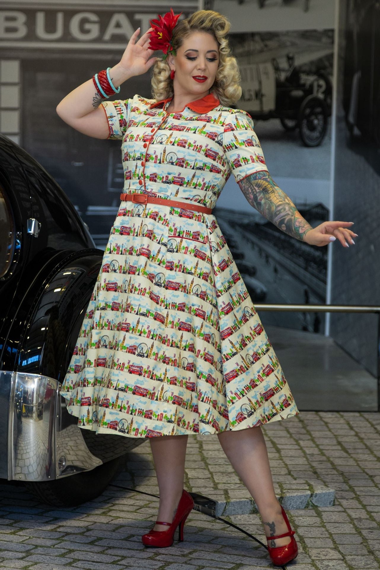 Penelope II White Rockabilly London Landmark Print Shirt Dress