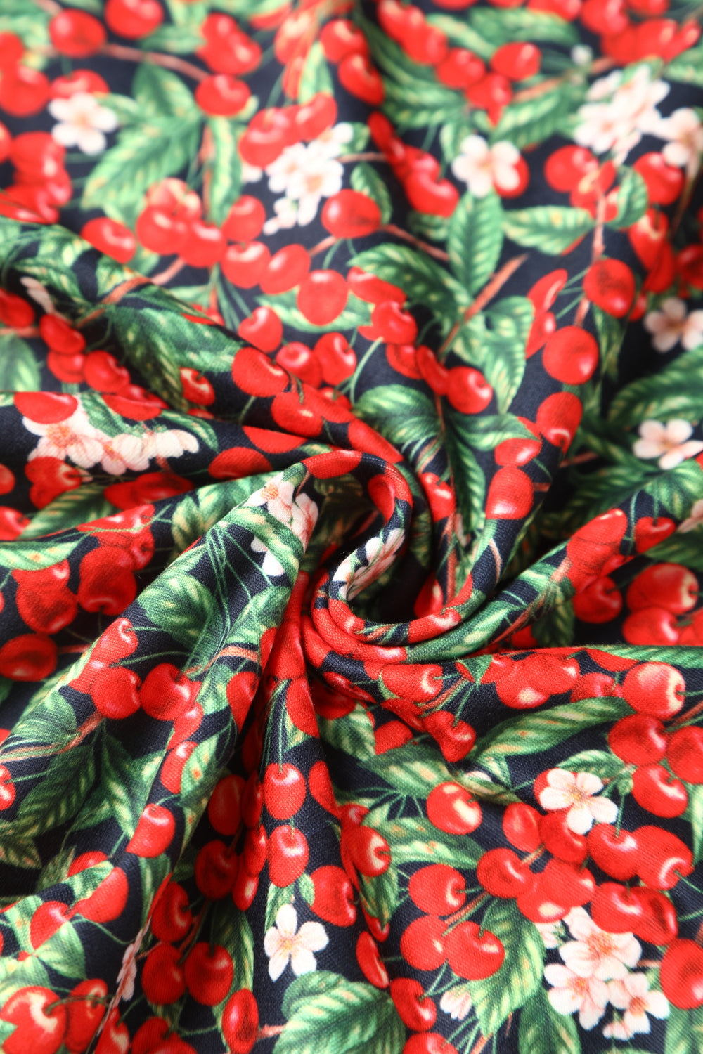 Donna Black Petal Sleeves Flared Bust Red Berries Summer Dress