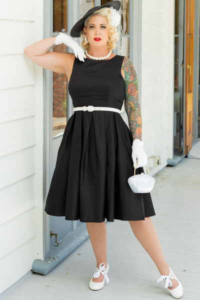 Lola Stylish 50's Retro Swing Dress With Pockets in Plain Black