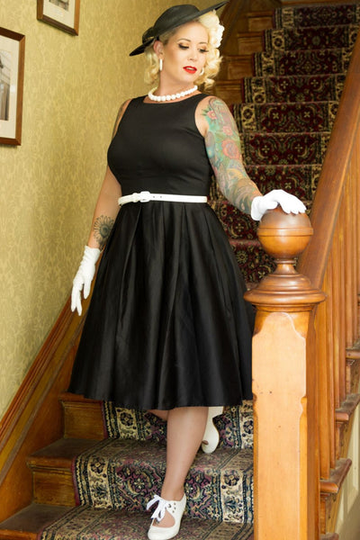 Lola Stylish 50's Retro Swing Dress With Pockets in Plain Black