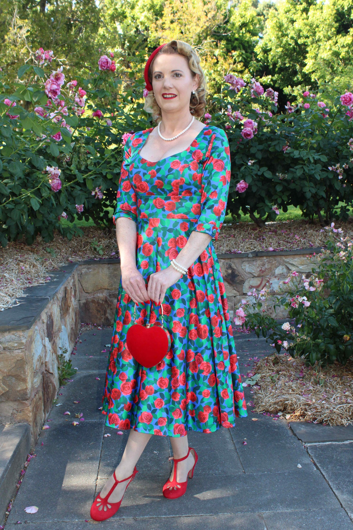 Scarlette Long Sleeves Stretchy Dress in Royal Blue & Red Roses Print