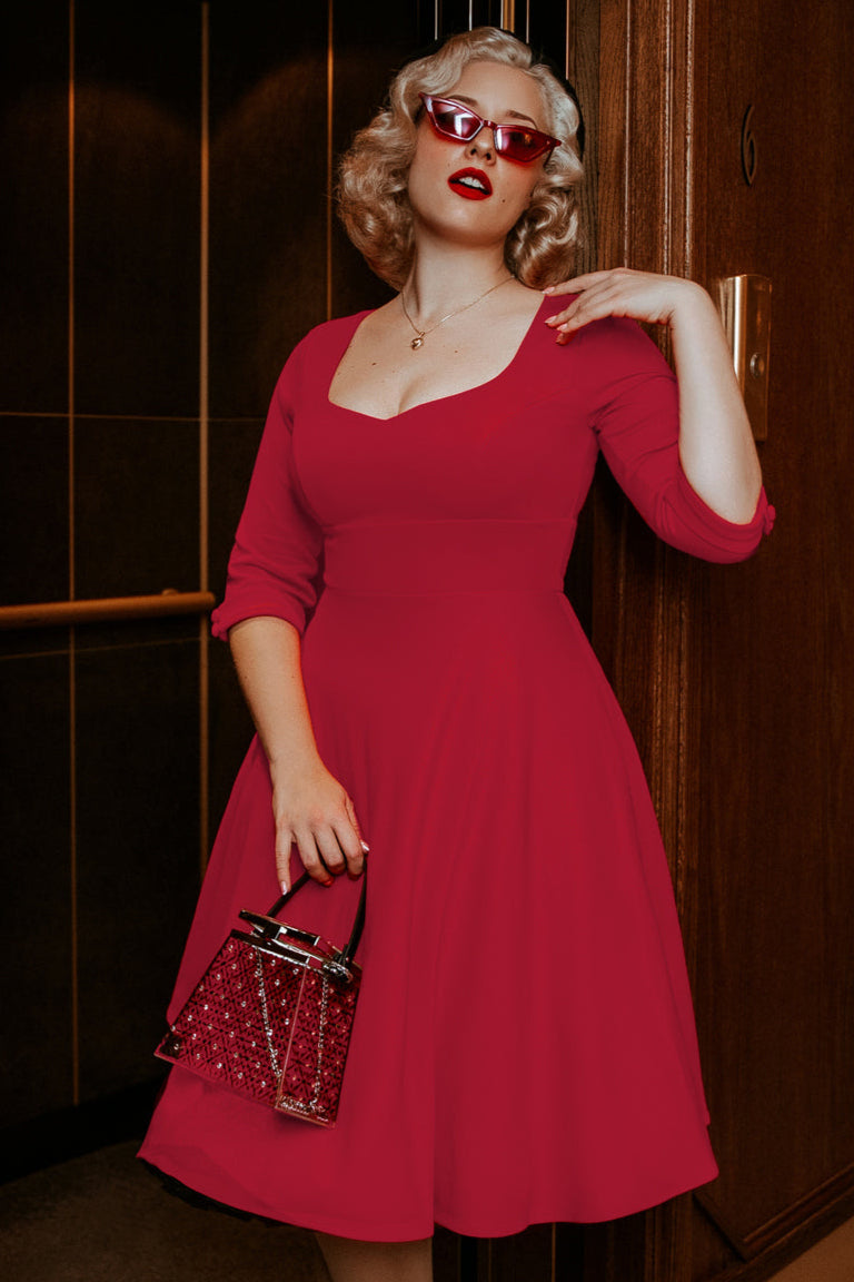 EU STOCK Scarlette Sweetheart Neckline Long-sleeved Stretchy Dress In Plain Burgundy