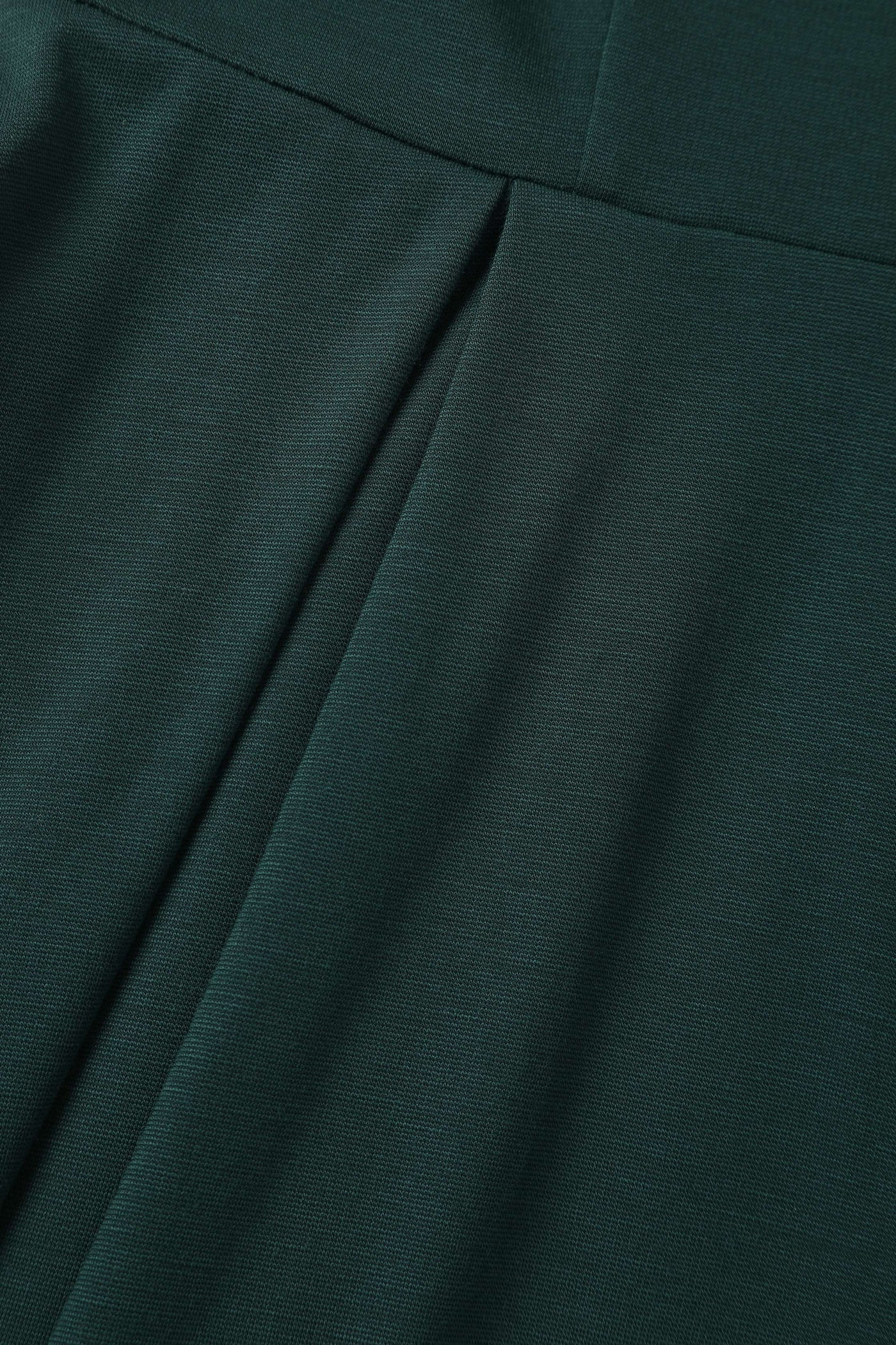 Beatrix Vintage Inspired Long Sleeves Dress in Green