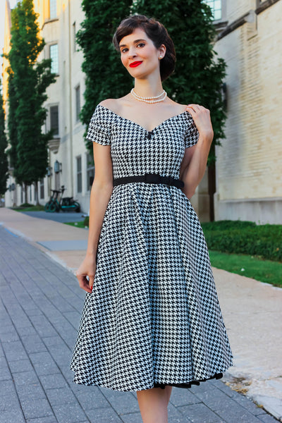 Lily Retro Off Shoulder Dog Tooth Print Dress