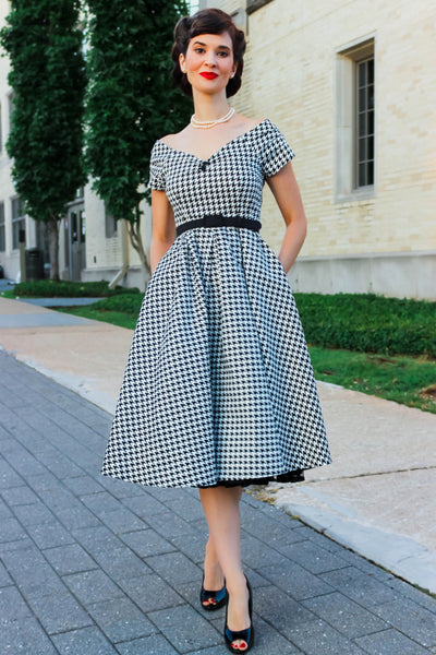Lily Retro Off Shoulder Dog Tooth Print Dress