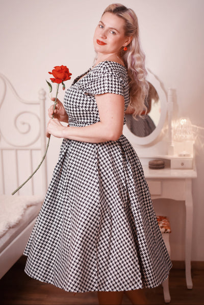 Lily Retro Off Shoulder Dog Tooth Print Dress