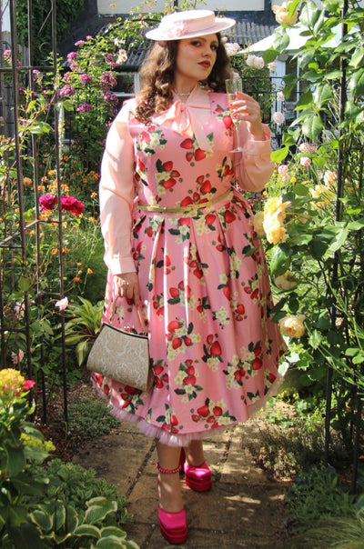 Amanda Strawberry Print Scoop Neck Dress in Pale Pink