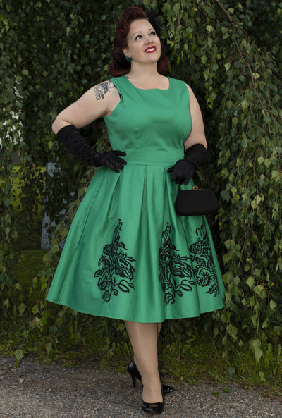 Woman's Embroidered Roses Swing Dress in Green-Black