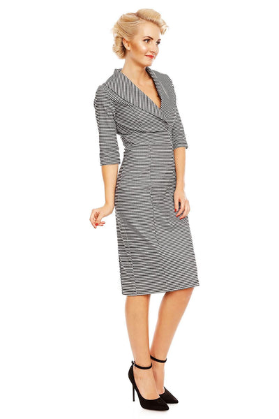 Venus Van Chic - Fiona Fitted Faux Fur Dress in Gingham