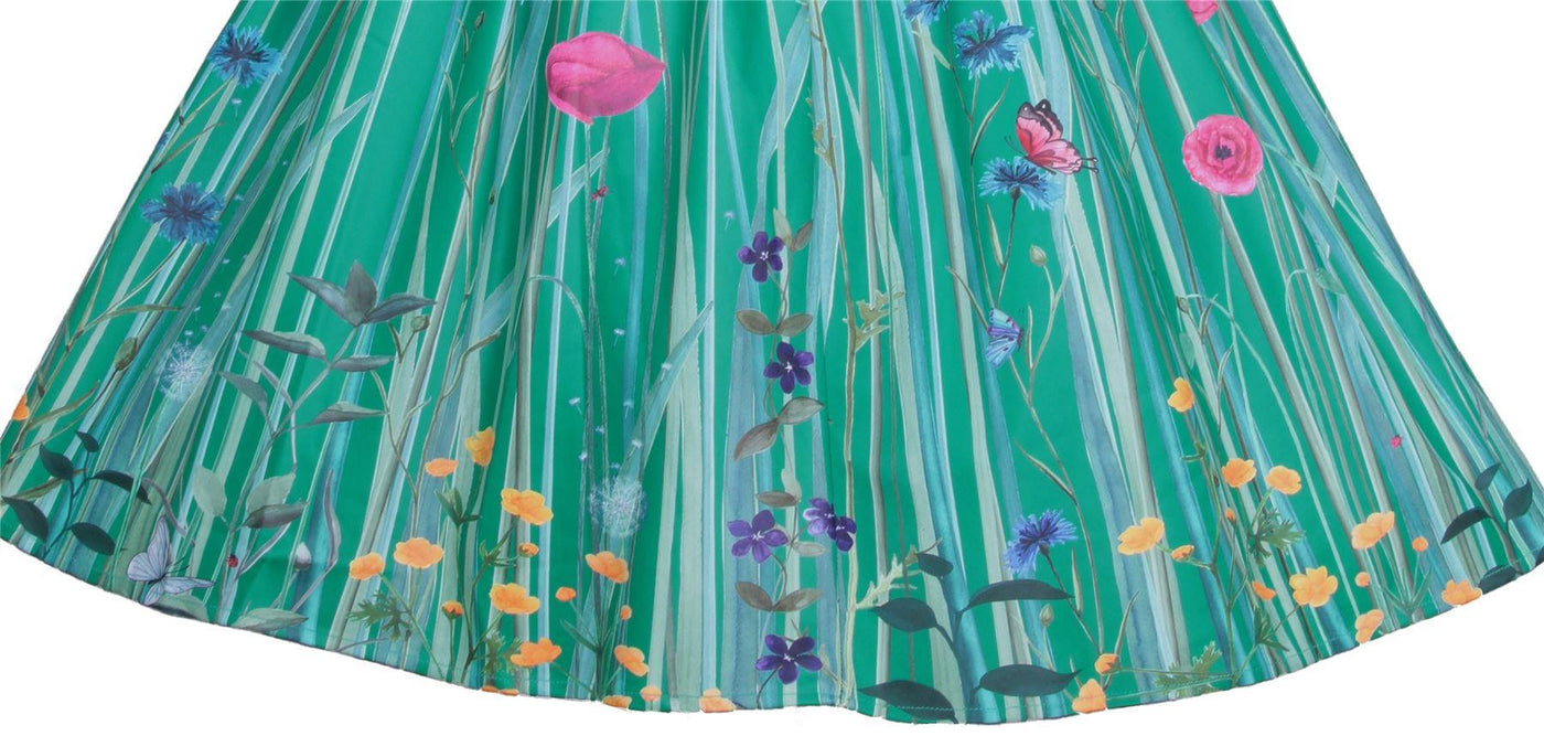 Annie Retro Meadow Floral Print Swing Dress in Green