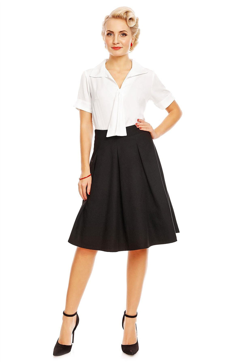 Venus Van Chic Suzie Pleated Skirt in Black
