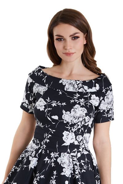 Darlene Monochrome Floral Swing Dress3