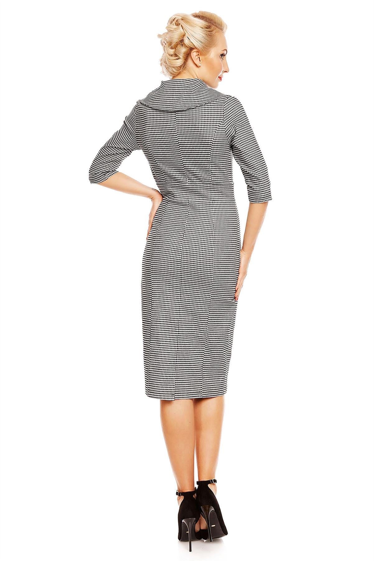 Venus Van Chic - Fiona Fitted Faux Fur Dress in Gingham