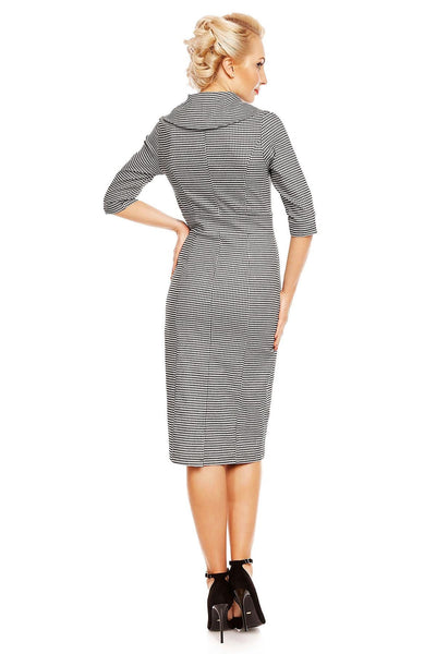 Venus Van Chic - Fiona Fitted Faux Fur Dress in Gingham