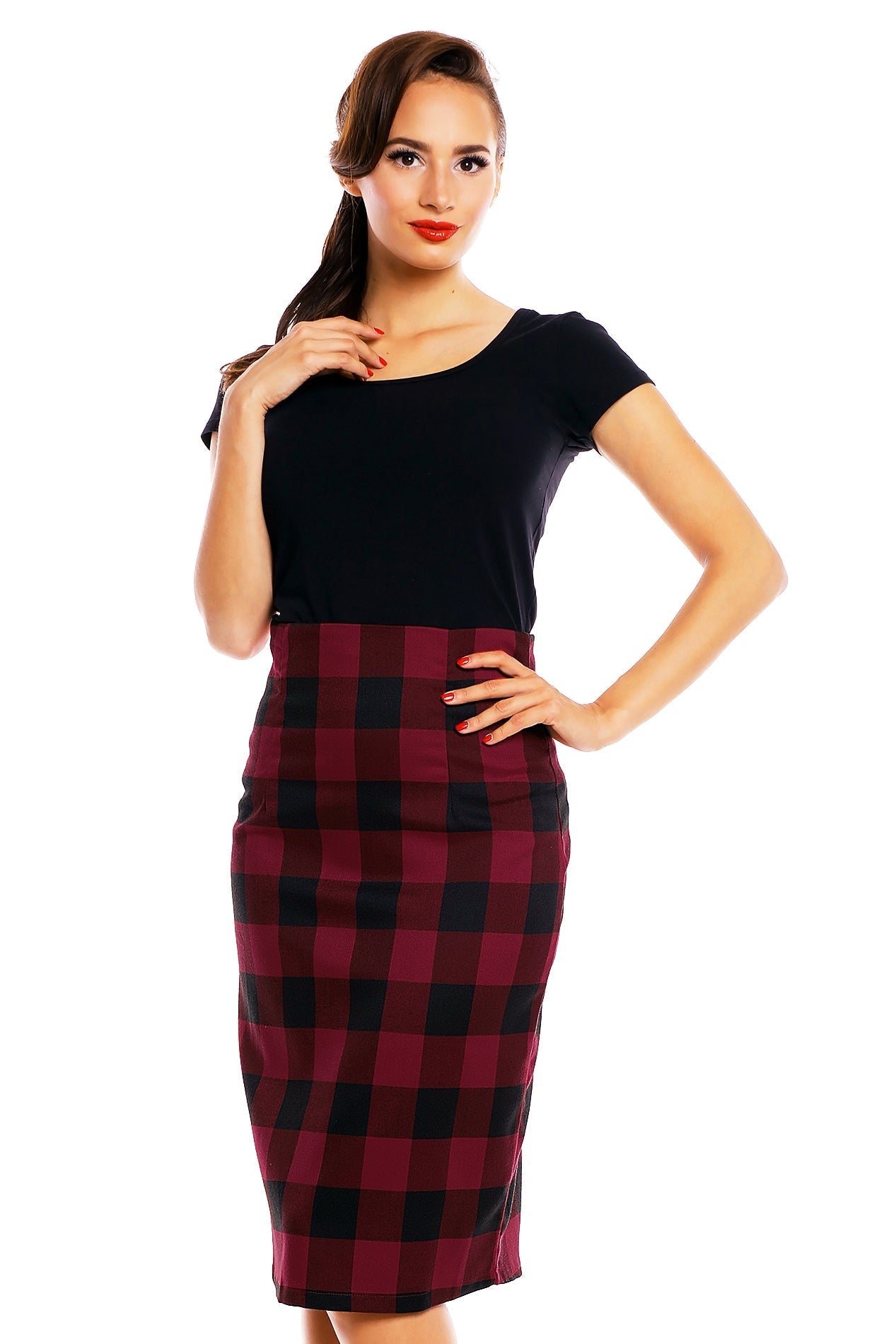 Chic Vintage Pencil Skirt in Red-Black Checks