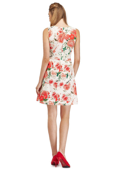 Sleeveless Classic Vintage Dress in Floral Print
