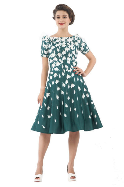 Darlene Retro Snowdrop Swing Dress - Myrtle Green