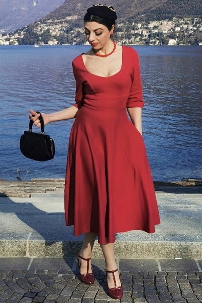 EU STOCK Scarlette Sweetheart Neckline Long-sleeved Stretchy Dress In Plain Burgundy