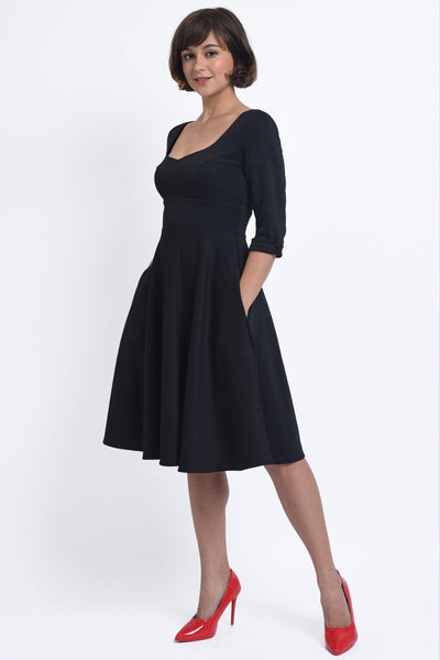 Scarlette Sweetheart Neckline Long-Sleeved Stretchy Tea Dress Black