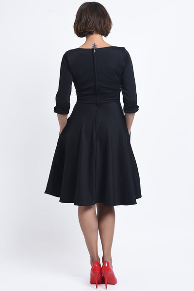 Scarlette Sweetheart Neckline Long-Sleeved Stretchy Tea Dress Black