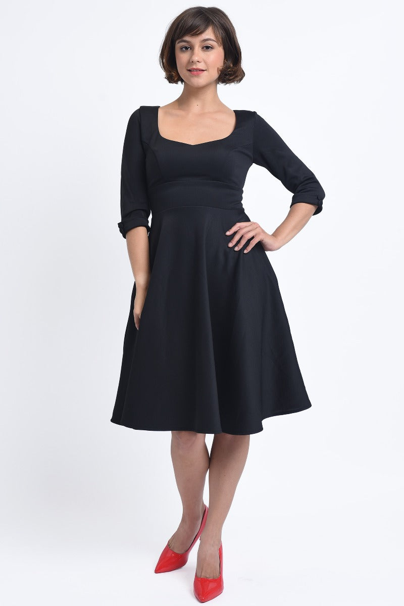 Scarlette Sweetheart Neckline Long-Sleeved Stretchy Tea Dress Black