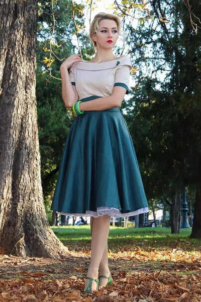 Woman's Retro Full Circle Swing Dress in Beige/Dark Green