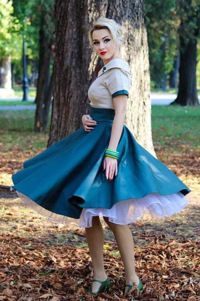 Woman's Retro Full Circle Swing Dress in Beige/Dark Green
